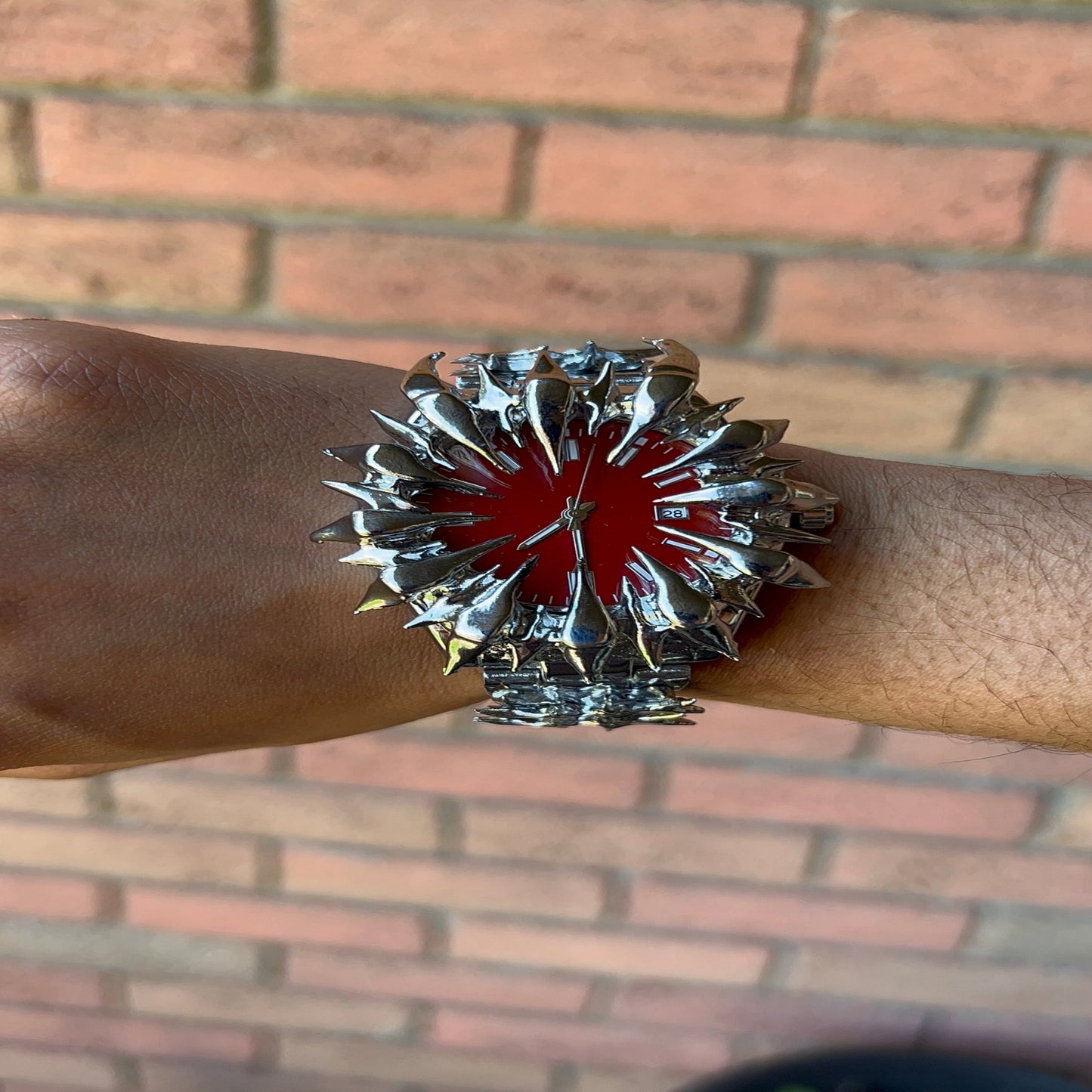 Ruby Thorn Premium Crystal Shards Watch